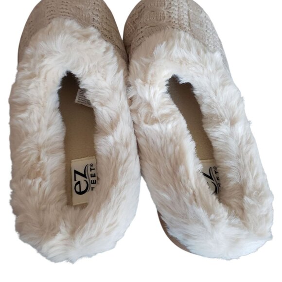EZ Feet Cable Knit Faux Fur Lined Slippers Cream Size 7/8 - Picture 2 of 10
